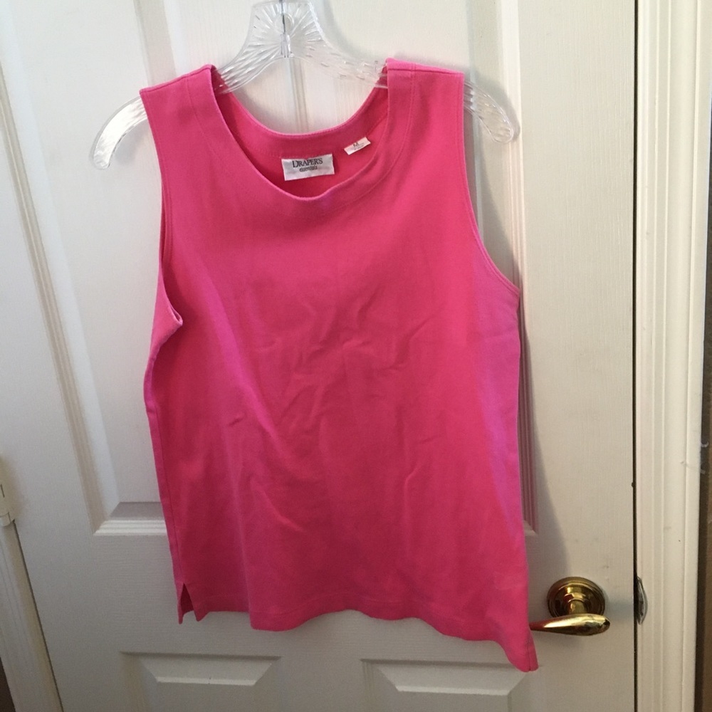 FINAL MARKDOWN Ladies drapers and Damonโs tank medium